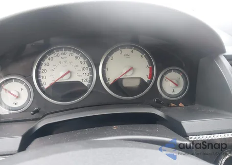 2010 Dodge Grand Caravan Sxt z USA, uszkodzony, nr VIN 2D4RN5D10AR484335